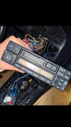 Becker special komt uit W124 met code, Ophalen of Verzenden, Gebruikt