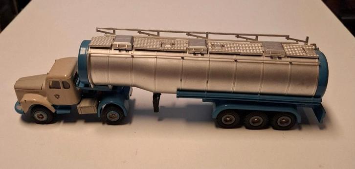 Eigenbouw Scania 76 Tankoplegger, Hobby en Vrije tijd, Modelauto's | 1:50, Gebruikt, Bus of Vrachtwagen, Overige merken, Ophalen of Verzenden