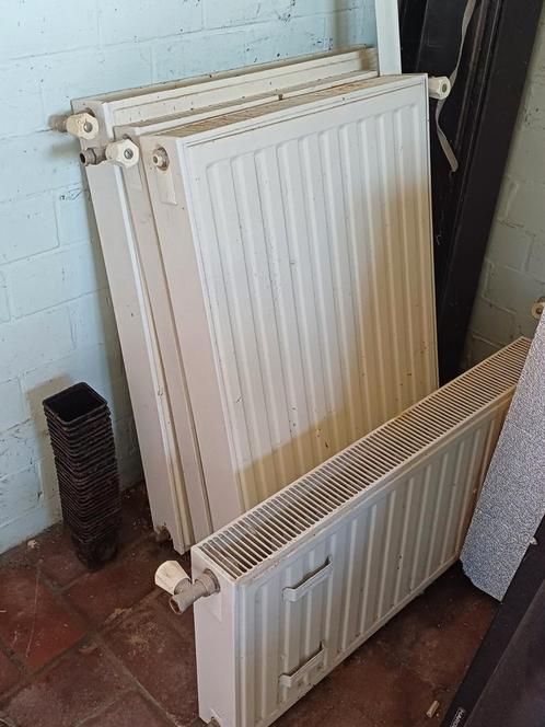 Radiator, Doe-het-zelf en Verbouw, Verwarming en Radiatoren, Gebruikt, Radiator, 800 watt of meer, Ophalen