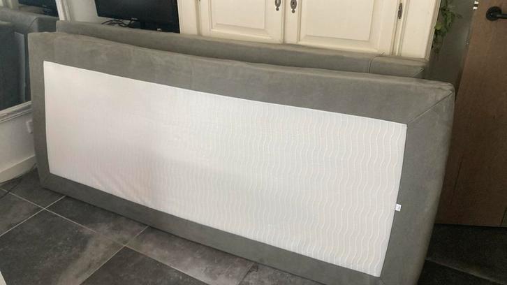 2 matrassen z.g.a.n. medium en hard, Huis en Inrichting, Slaapkamer | Matrassen en Bedbodems, Zo goed als nieuw, Ophalen