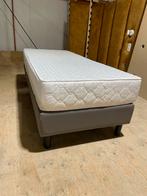 Eenpersoonsbed 80x200 cm met matras, Ophalen, Zo goed als nieuw