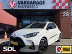 Toyota Yaris 1.5 Hybrid Dynamic // NAVI // CAMERA // ADAPTIV, Stof, Gebruikt, Met garantie (alle), Wit
