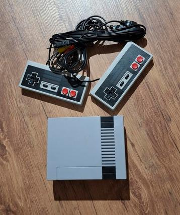 Miniconsole met 620 Klassieke Games beschikbaar voor biedingen