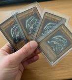Yu-Gi-Oh! 4x Blue-Eyes White Dragon 1st SDK!, Ophalen, Zo goed als nieuw, Foil