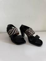 Sandalen met hak maat 38 van San Miguel, Kleding | Dames, Schoenen, Zwart, Ophalen of Verzenden, Zo goed als nieuw, Schoenen met hoge hakken