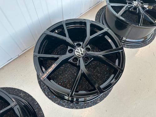 19'' VW Golf 8R GTI Estoril Zwart 5H0601025 Velgen, Auto-onderdelen, Banden en Velgen, Velg(en), Zomerbanden, 19 inch, 235 mm