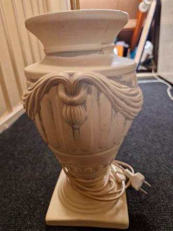 Vintage Lampvoet met Klassiek Design beschikbaar voor biedingen