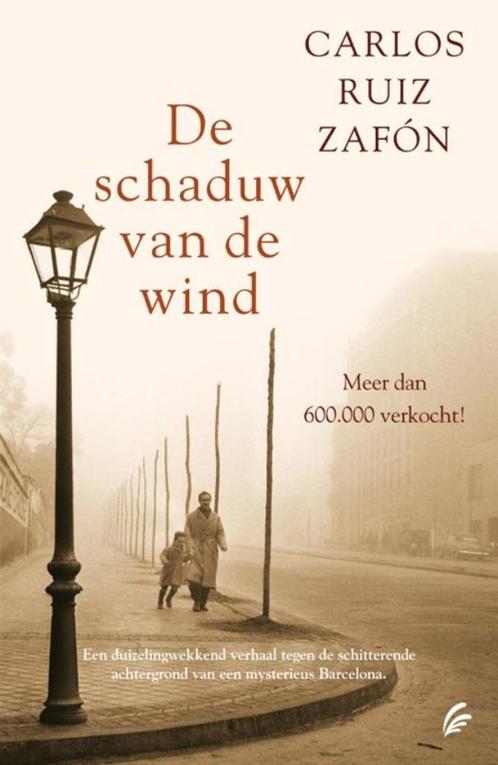 Boek van Carlos Ruiz Zafon: De schaduw van de wind, Boeken, Romans, Zo goed als nieuw, Nederland, Ophalen