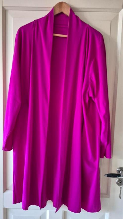 TWISTER 2 delige set travelkwaliteit maat 4 ( 54/56) zomer, Kleding | Dames, Grote Maten, Zo goed als nieuw, Trui of Vest, Roze