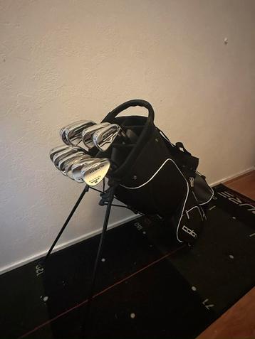Volledige Cobra golf set/tas beschikbaar voor biedingen