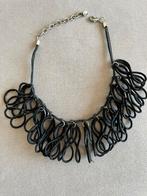 Manouk ketting nieuw, Sieraden, Tassen en Uiterlijk, Kettingen, Ophalen of Verzenden, Zo goed als nieuw, Zwart, Overige materialen