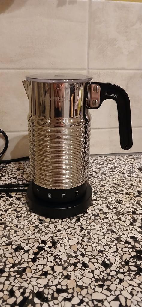 Nespresso Melkopschuimer - ZGAN!, Witgoed en Apparatuur, Melkopschuimers, Zo goed als nieuw, Ophalen of Verzenden