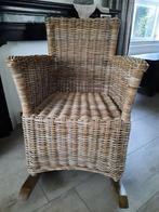 Rotan Schommelstoel - Nieuwstaat!, Huis en Inrichting, Ophalen, Bruin, Riet of Rotan, Eén