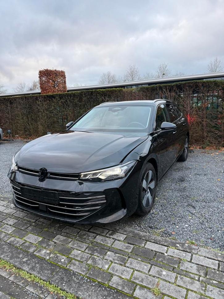 Volkswagen Passat 1.5 eTSI Automaat 150Pk 04-08-2025 NIEUW!, Auto diversen, Schadeauto's, Volkswagen, Automaat, Hybride Elektrisch/Benzine