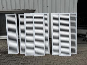 9 stuks zeer mooie meranti louvreluiken 54 x 201 beschikbaar voor biedingen