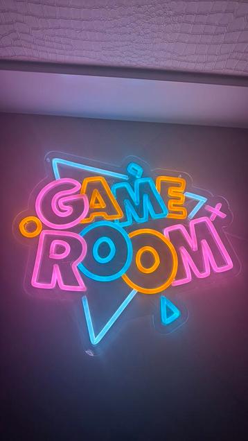 Nieuw, neonlamp LED “Gameroom” beschikbaar voor biedingen