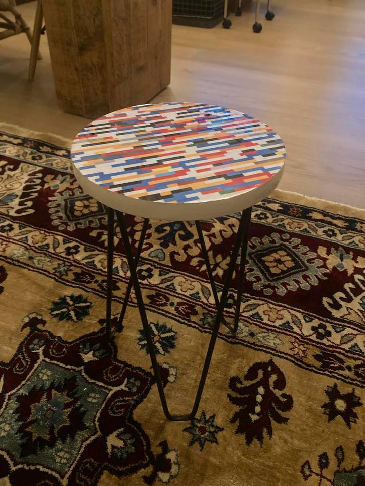 Leuk bijzettafeltje/plantenstandaard - 20x37cm, Huis en Inrichting, Tafels | Bijzettafels, Gebruikt, Rond, Minder dan 45 cm, Minder dan 55 cm
