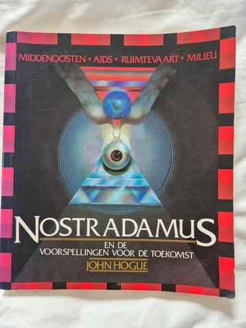Nostradamus Voorspellingen - John Hogue beschikbaar voor biedingen