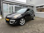 Renault Scénic 1.4 TCE | Airco | Elk-Ramen | Navi | Cruise |, Voorwielaandrijving, Stof, 4 cilinders, Zwart