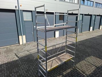 Steiger met opzetframe werkhoogte 4,5 meter beschikbaar voor biedingen