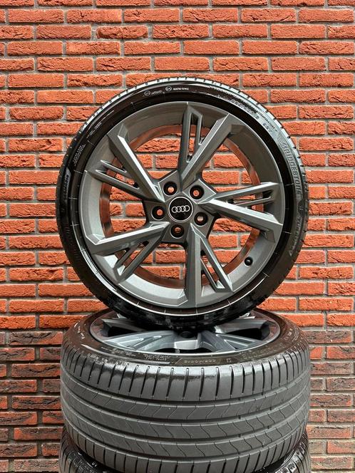 Originele Audi A3 S3 RS3 velgen met zomerbanden, Auto-onderdelen, Banden en Velgen, Banden en Velgen, Zomerbanden, 18 inch, 225 mm