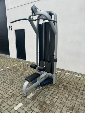 Technogym Selection Lat Pulldown  beschikbaar voor biedingen