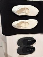 2 paar turntjes waarvan witte nieuw, Maat 36 t/m 42, Ophalen of Verzenden, Zo goed als nieuw, Turnschoenen