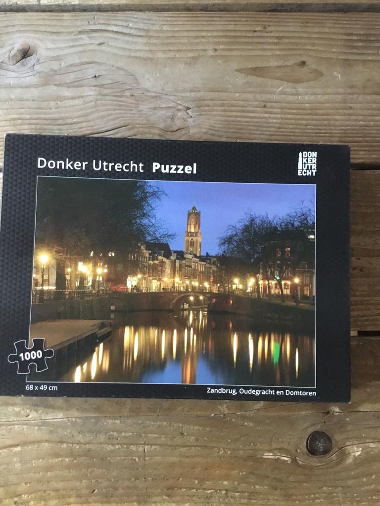Donker Utrecht puzzel Zandbrug, Oudegracht en Domtoren, Hobby en Vrije tijd, Ophalen of Verzenden, 500 t/m 1500 stukjes, Gebruikt