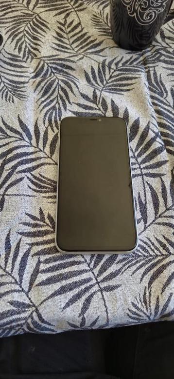 Iphone 11 (128GB) met nieuw scherm beschikbaar voor biedingen