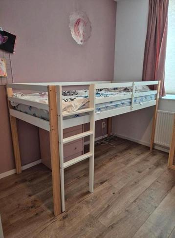 Stoere hoogslaper beschikbaar voor biedingen