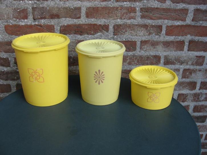 tupperware: kommen met zonnedeksel/sterdeksel, Huis en Inrichting, Keuken | Tupperware, Gebruikt, Verzenden