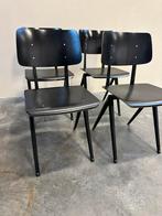Galvanitas S16 stoel zwart, Huis en Inrichting, Stoelen, Ophalen, Zwart, Zo goed als nieuw, Vijf, Zes of meer stoelen