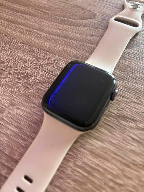 Apple watch SE, Sieraden, Tassen en Uiterlijk, Smartwatches, Zo goed als nieuw, iOS, Zwart, Calorieverbanding, Conditie, Hartslag