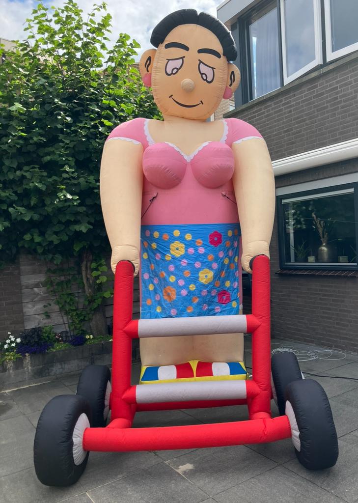 Rollator pop te huur / huren sarah en meer.., Hobby en Vrije tijd, Feestartikelen | Verhuur, Zo goed als nieuw, Abraham of Sarah