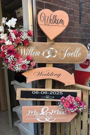 Wegwijzers bruiloft Huwelijk Trouwen gender reveal Feestjes  beschikbaar voor biedingen