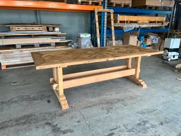 Nieuwe eiken kloostertafel van gerycycled eiken 240x100x77cm beschikbaar voor biedingen