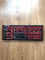 Virus Access A - Polyphonic Synth, Muziek en Instrumenten, Synthesizers, Ophalen of Verzenden, Zo goed als nieuw, Overige aantallen