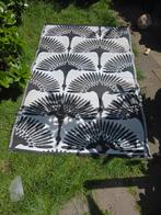 2 Buitenkleden, Tuin en Terras, Tuinmeubel-accessoires, Ophalen, Zo goed als nieuw