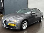 Alfa Romeo Giulia 2.2 Super AUTOMAAT/LEDER/NAVI/LMV/GOEDONDE, Auto's, Alfa Romeo, 745 kg, Gebruikt, 4 cilinders, Leder