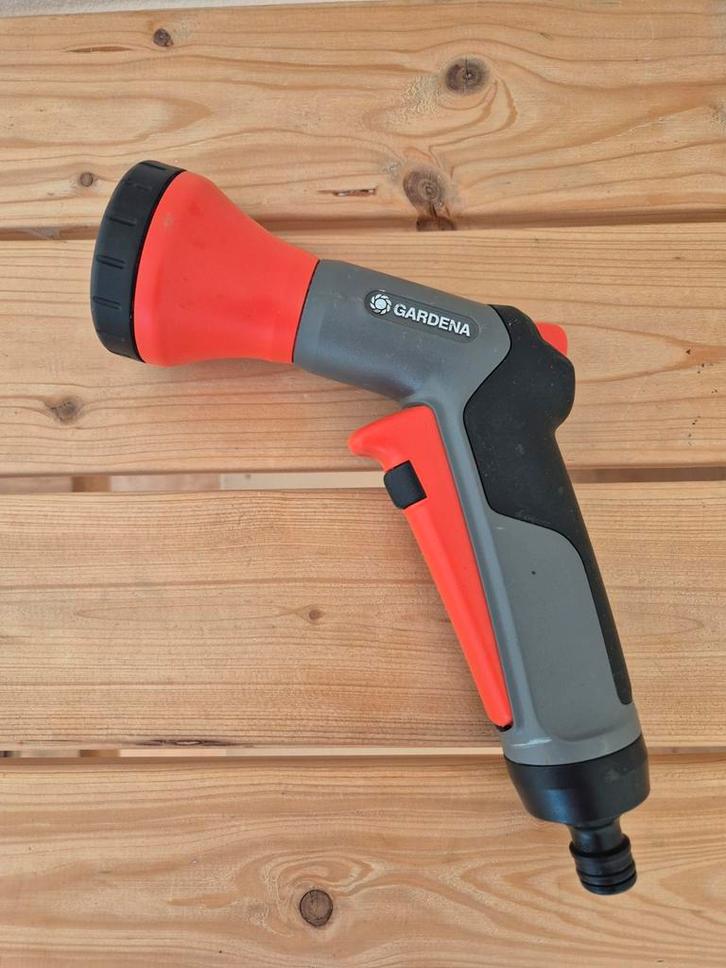 Gardena sproeier, Tuin en Terras, Tuinsproeiers, Zo goed als nieuw, Handsproeier, Ophalen of Verzenden