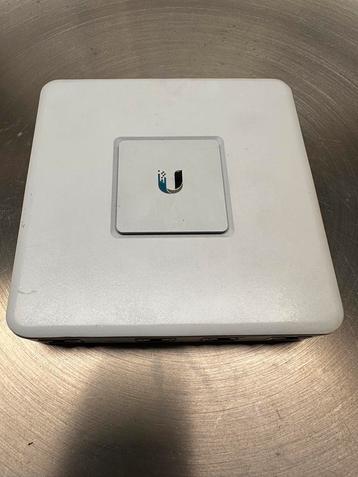 Unifi Secure Gateway €17,50,- beschikbaar voor biedingen