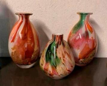 Vaas diverse mooi gekleurde Fidrio vazen vaasjes beschikbaar voor biedingen