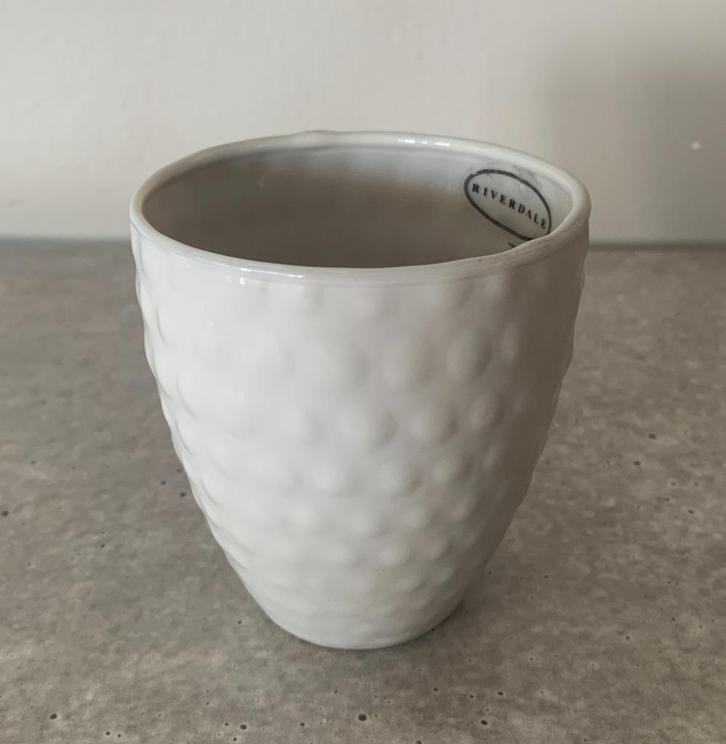 Nieuw van Riverdale opaline espresso beker twv € 14,00., Huis en Inrichting, Keuken | Servies, Nieuw, Glas of Glazen, Overige stijlen