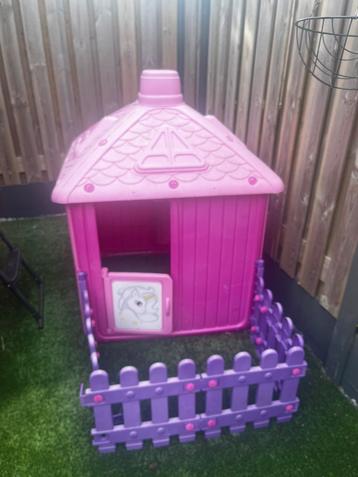 Speelhuisje roze Unicorn met hekje  beschikbaar voor biedingen