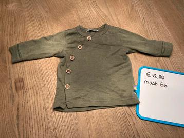 Wollen truitje Joha maat 60 beschikbaar voor biedingen