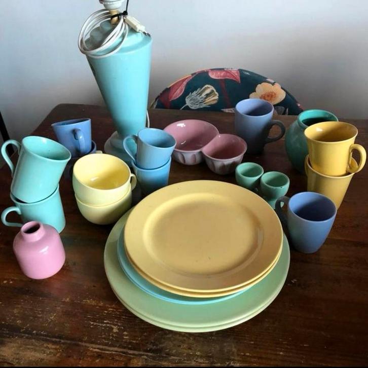 Serviesgoed - Grote Set Wegens Verhuizing, Huis en Inrichting, Keuken | Servies, Gebruikt, Compleet servies, Overige stijlen, Keramiek