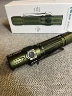 Olight Warrior 3s, Caravans en Kamperen, Zaklampen, Ophalen of Verzenden, Zo goed als nieuw, Accu
