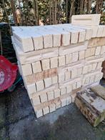 Eco bricks, Ophalen, Bakstenen