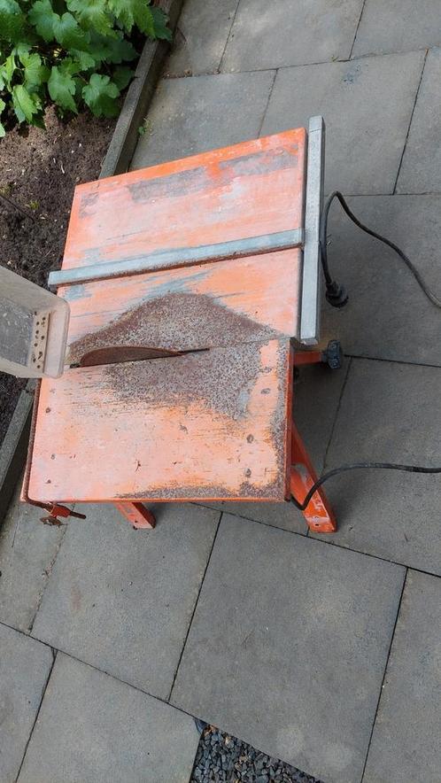 Tegelzaagtafel watergekoeld+ nieuwe diamantschijf, Tuin en Terras, Tegels en Klinkers, Gebruikt, Terrastegels, Natuursteen, 10 m² of meer