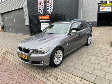 BMW 3-serie Touring 318i Xenon Panoramadak Trekhaak Airco NA beschikbaar voor biedingen